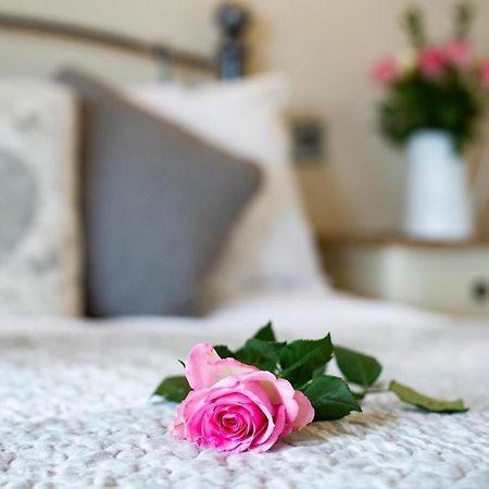 Accommodation Bristol Airport Redhill  Екстериор снимка