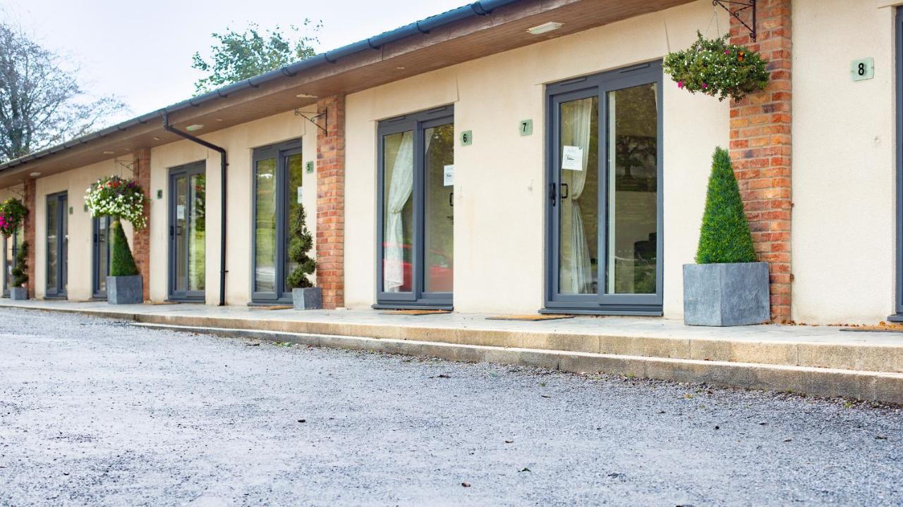 Accommodation Bristol Airport Redhill  Екстериор снимка