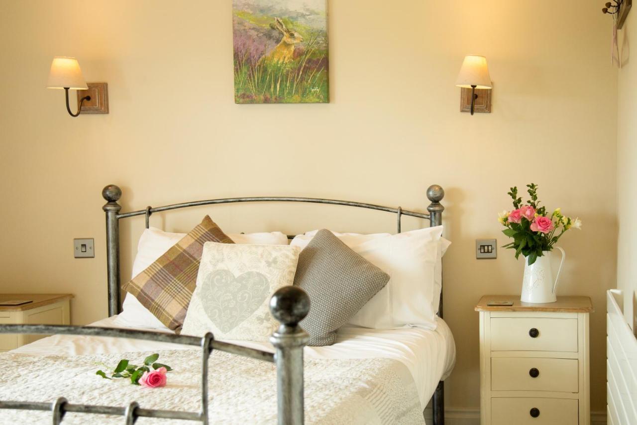 Accommodation Bristol Airport Redhill  Екстериор снимка
